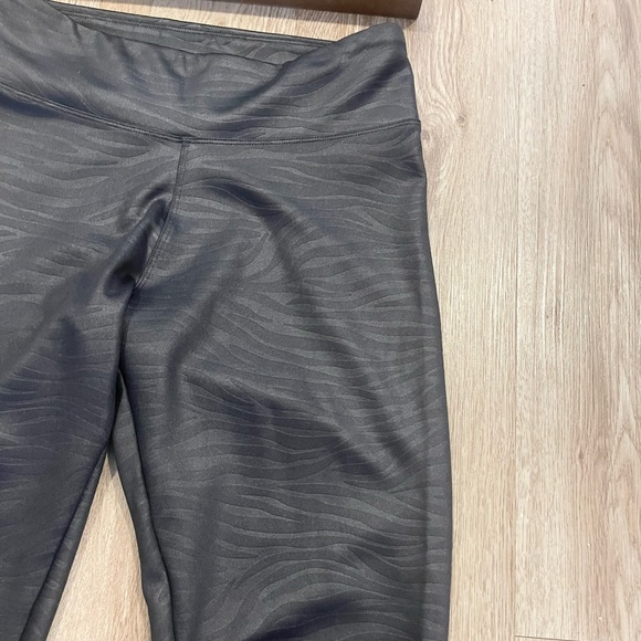 Express High Rise Leggings - Picture 2 of 3